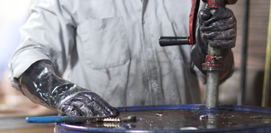 化学物質を扱う作業に