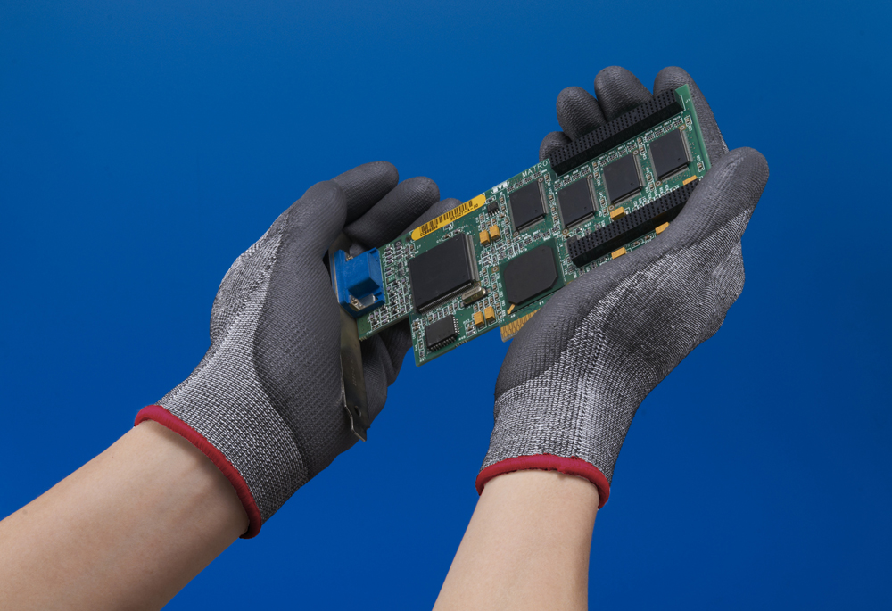 高いグリップ力を発揮