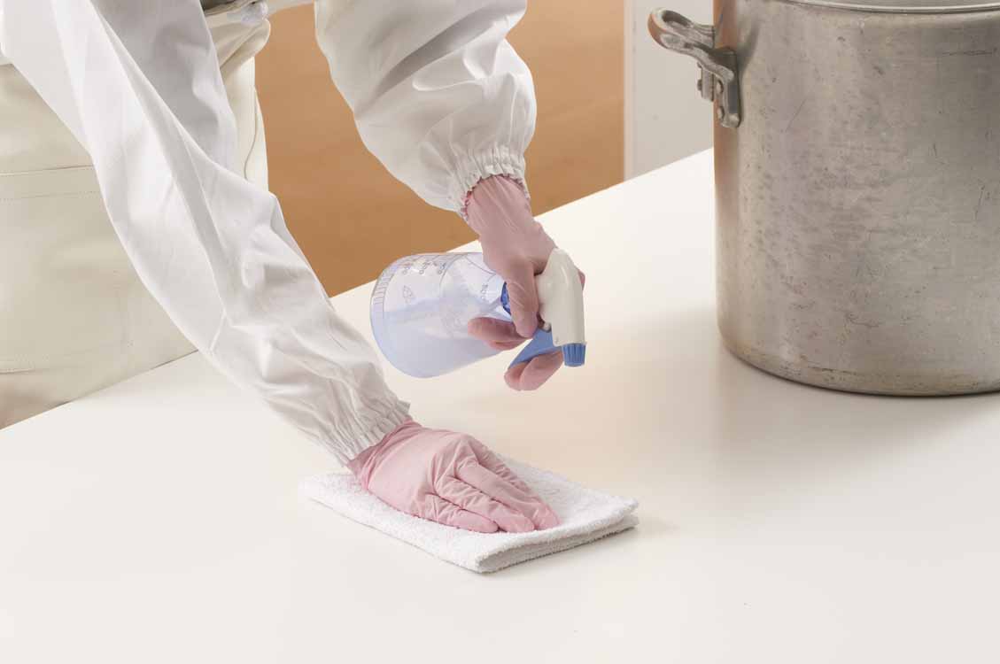 ユース画像(ニトリスト・ピンク、ロゼピンクのつかいきり手袋)